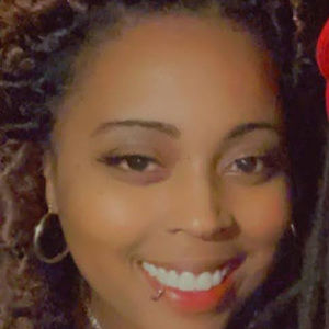 Meet your Posher, Kendra